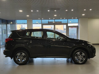 2015 Toyota RAV4 IV (XA40), чёрный, 2250000 рублей, вид 4