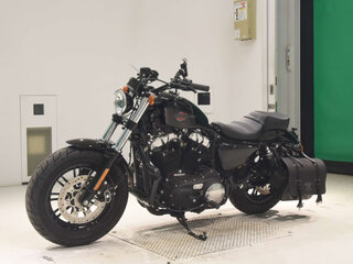 2022 Harley-Davidson Forty-Eight, чёрный, 1100000 рублей, вид 4