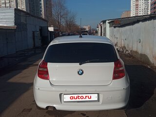 2008 BMW 1 серии 120d I (E81/E82/E87/E88) Рестайлинг, белый, 920000 рублей, вид 4