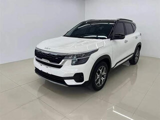 2022 Kia KX3, белый, 1450000 рублей, вид 2