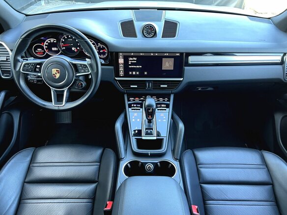 2021 Porsche Cayenne III, серый, 7750000 рублей - вид 33