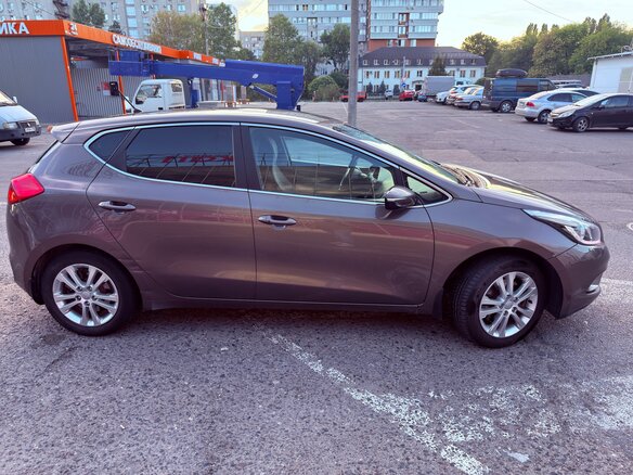 2013 Kia Ceed II, коричневый - вид 3