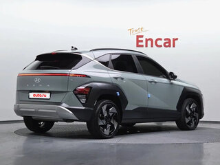 2023 Hyundai Kona II (SX2), серебристый, 2860000 рублей, вид 4
