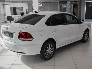 2018 Volkswagen Polo V Рестайлинг, белый, 1329000 рублей, вид 5