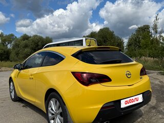 2013 Opel Astra GTC J Рестайлинг, жёлтый, 1100000 рублей, вид 4