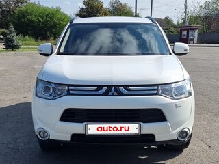 2012 Mitsubishi Outlander III, белый, 1490000 рублей, вид 2