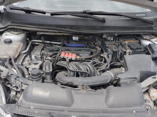 2011 Ford Focus II Рестайлинг, серебристый, 480000 рублей, вид 5