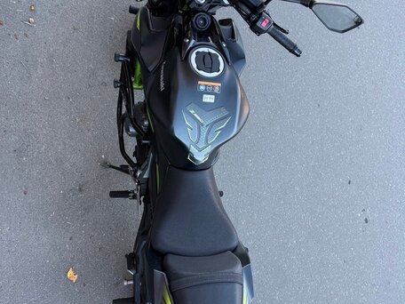 2019 Kawasaki Z 650, чёрный, 550000 рублей, вид 2