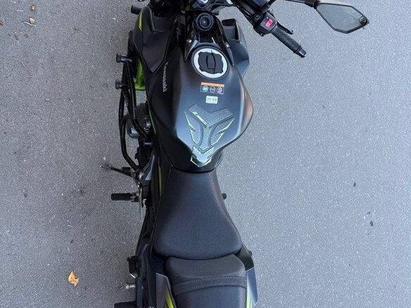 2019 Kawasaki Z 650, чёрный, 550000 рублей - вид 1