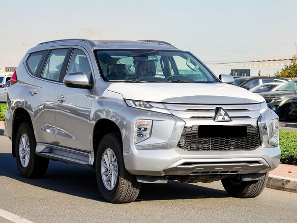 2023 Mitsubishi Pajero Sport III Рестайлинг, серебристый - вид 1