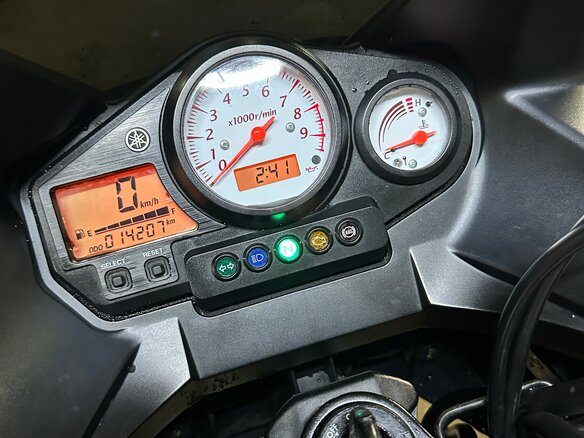 2011 Yamaha TDM900, серый, 620000 рублей - вид 14
