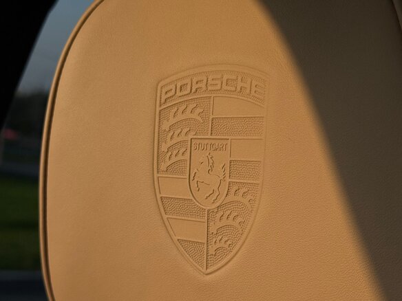 2020 Porsche Cayenne III, чёрный - вид 9