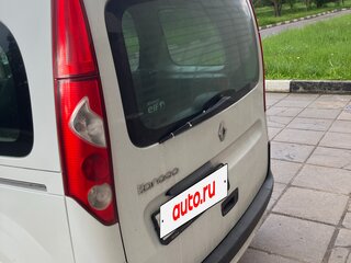 2012 Renault Kangoo II, белый, 550000 рублей, вид 2