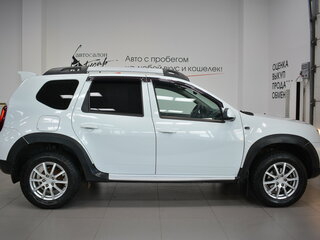 2017 Renault Duster I Рестайлинг, белый, 1398000 рублей, вид 4
