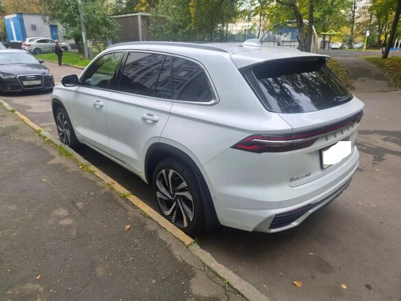 2023 Geely Monjaro (Xingyue L) I, белый, 3600000 рублей - вид 6