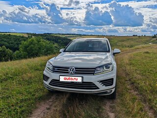 2014 Volkswagen Touareg II Рестайлинг, белый, 3350000 рублей, вид 4