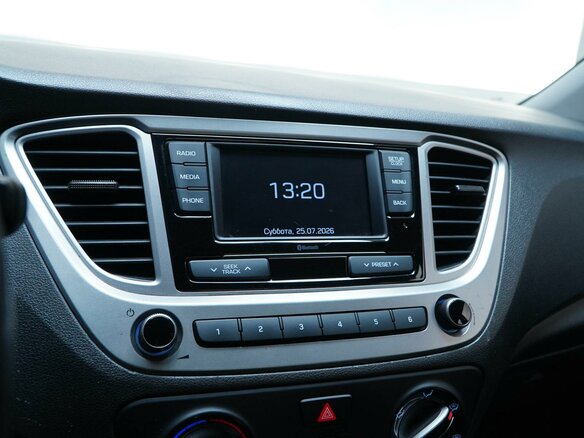 2020 Hyundai Solaris II Рестайлинг, красный, 1399444 рублей - вид 14