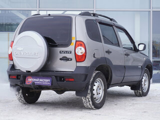 2012 Chevrolet Niva I Рестайлинг, серый, 405000 рублей, вид 5