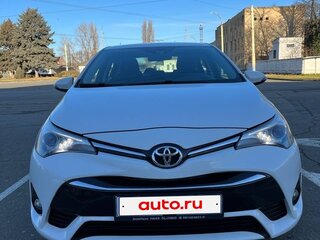 2017 Toyota Avensis III Рестайлинг 2, белый, 1900000 рублей, вид 1