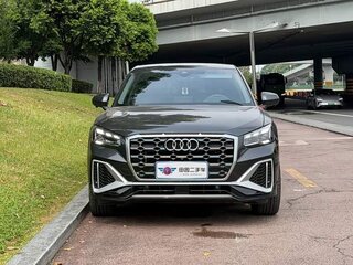 2022 Audi Q2 L 35 TFSI I Рестайлинг, серебристый, 1630000 рублей, вид 2
