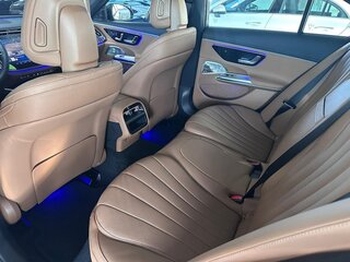 2025 Mercedes-Benz E-Класс 300 VI (W214, S214), чёрный, 10867000 рублей, вид 3
