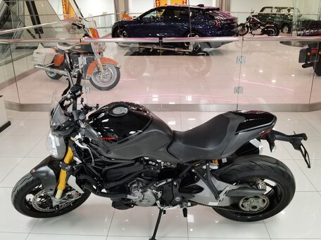2020 Ducati Monster 1200, чёрный, 1650000 рублей, вид 2