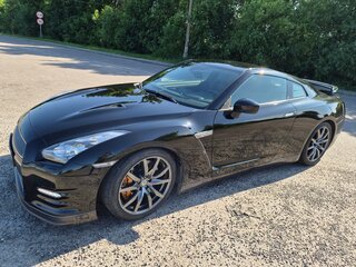 2011 Nissan GT-R I Рестайлинг 1, чёрный, 7390000 рублей, вид 1
