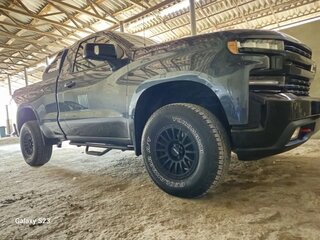 2019 Chevrolet Silverado Double Cab 6-speed IV (T1XX), серый, 6600000 рублей, вид 3