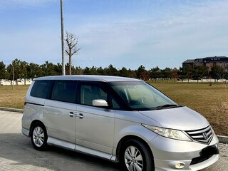 2007 Honda Elysion I Рестайлинг, серый, 1100000 рублей, вид 3
