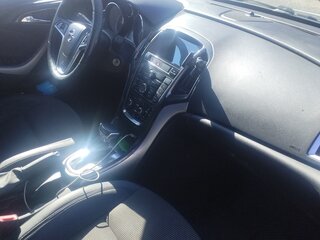 2012 Opel Astra J Рестайлинг, белый, 800000 рублей, вид 5