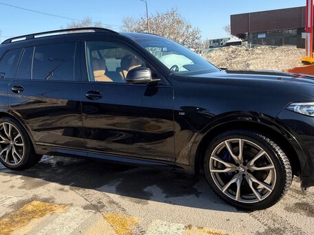 2020 BMW X7 M50d I (G07), чёрный, 6500000 рублей, вид 4