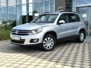 2014 Volkswagen Tiguan I Рестайлинг, серебристый, 1400000 рублей, вид 2