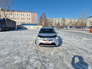 2012 Toyota Prius III Рестайлинг (XW30), серый, 1000000 рублей, вид 3
