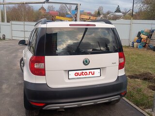 2012 Skoda Yeti I, белый, 600000 рублей, вид 2