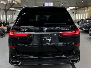 2019 BMW X7 40i I (G07), чёрный, 6200000 рублей, вид 4