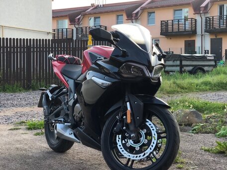 2020 Voge 300RR, красный, 290000 рублей, вид 1