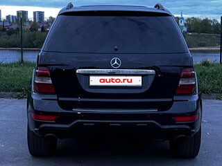 2008 Mercedes-Benz M-Класс 500 II (W164) Рестайлинг, чёрный, 1400000 рублей, вид 5