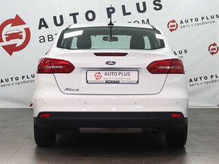 2018 Ford Focus III Рестайлинг, белый, 1099000 рублей, вид 4