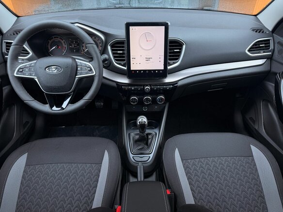 2026 Lada (ВАЗ) Vesta SW I Рестайлинг (NG), белый - вид 17