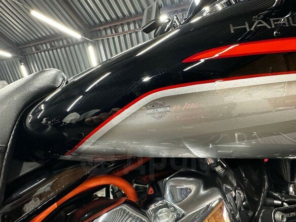 2018 Harley-Davidson Street Glide, серебристый, 1740000 рублей - вид 15