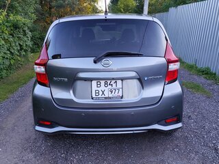 2018 Nissan Note e-Power II Рестайлинг, серый, 1500000 рублей, вид 3