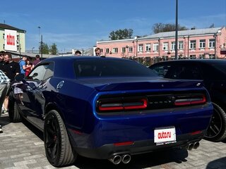 2020 Dodge Challenger III Рестайлинг 2, синий, 3790000 рублей, вид 2