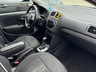 2015 Volkswagen Polo V, коричневый, 1000000 рублей, вид 5