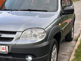 2016 Chevrolet Niva I Рестайлинг, серый, 537000 рублей, вид 3