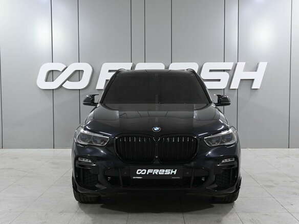 2019 BMW X5 30d IV (G05/G18), чёрный, 6919000 рублей - вид 2