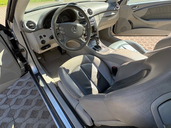 2004 Mercedes-Benz CLK-Класс 200 II (W209), серебристый, 1150000 рублей - вид 5