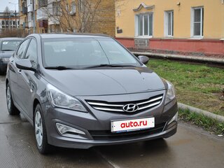 2014 Hyundai Solaris I Рестайлинг, серый, 900000 рублей, вид 4