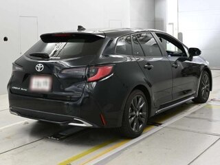 2024 Toyota Corolla XII (E210) Рестайлинг, чёрный, 1300000 рублей, вид 4