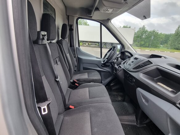 2018 Ford Transit, серебристый, 2250000 рублей - вид 9