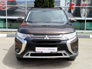2021 Mitsubishi Outlander III Рестайлинг 3, коричневый, 1960000 рублей, вид 2